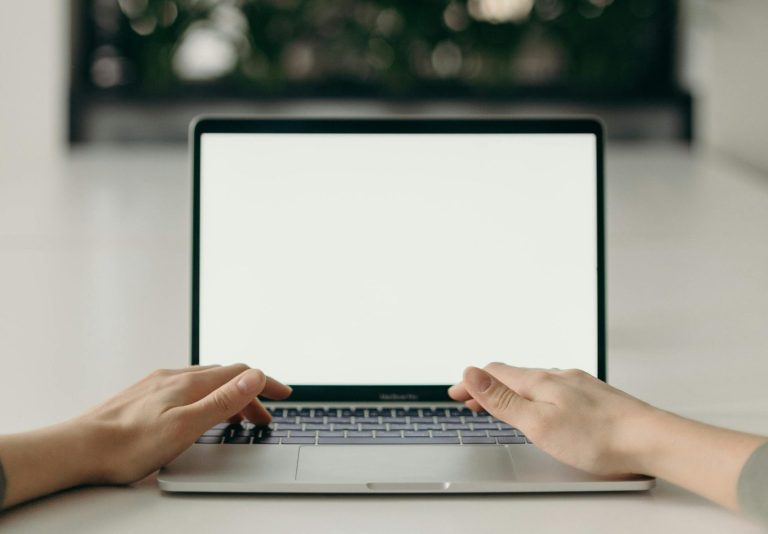 macbook with white screen