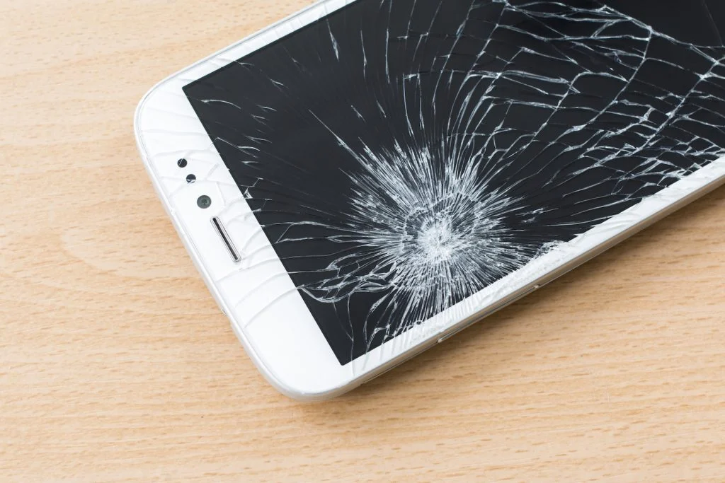 phone with broken screen